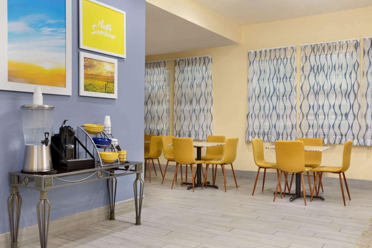 Days Inn & Suites By Wyndham Dfw Airport South-Euless Exteriér fotografie