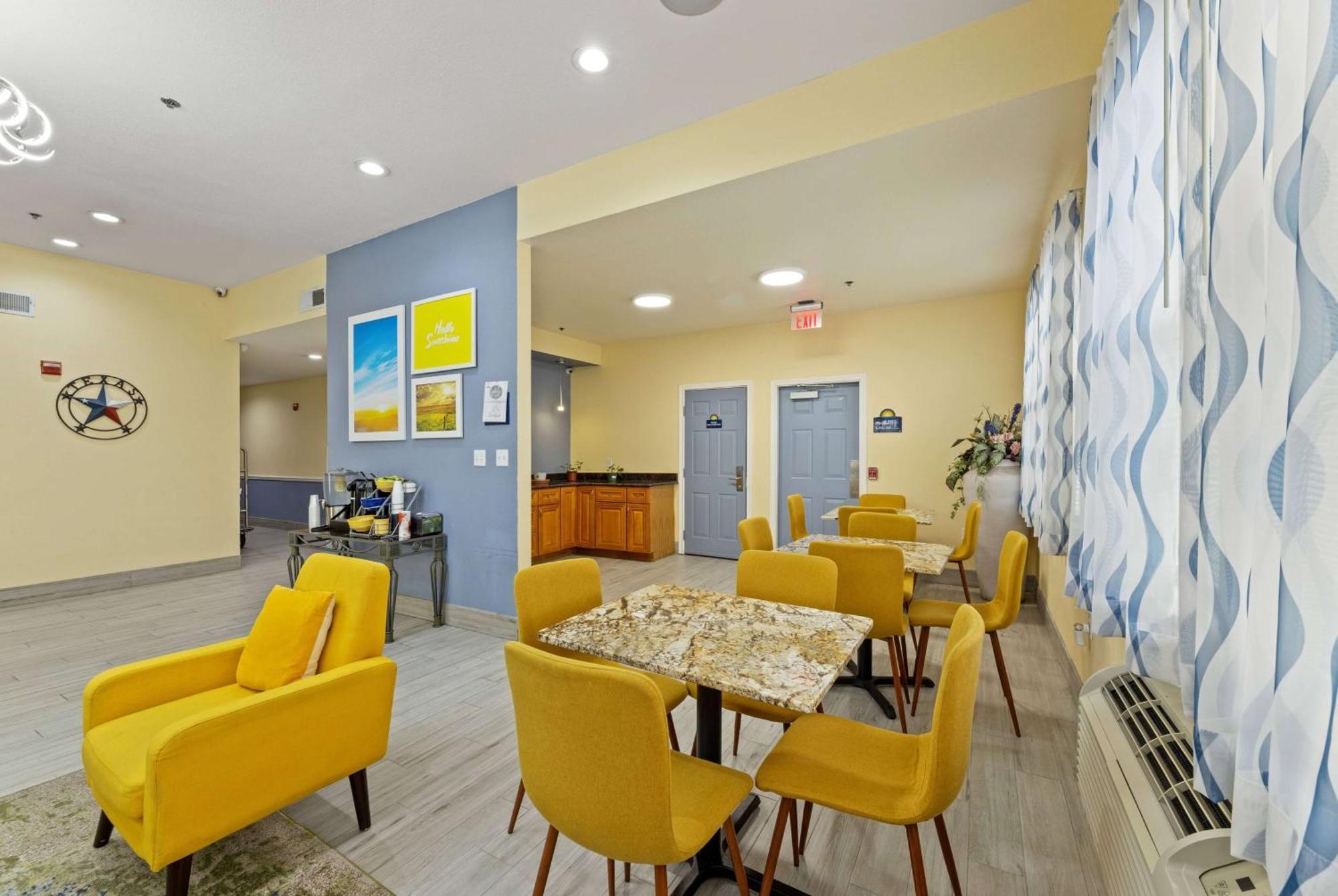 Days Inn & Suites By Wyndham Dfw Airport South-Euless Exteriér fotografie