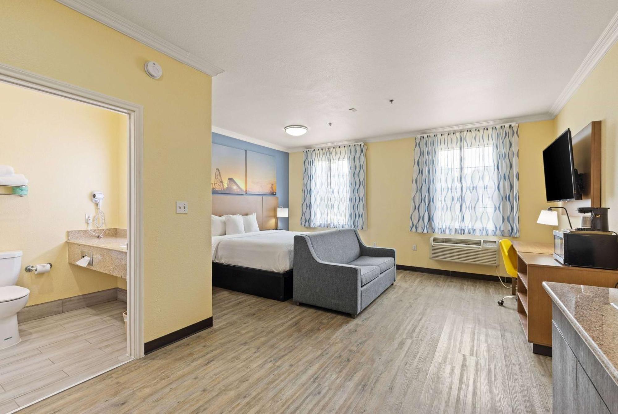 Days Inn & Suites By Wyndham Dfw Airport South-Euless Exteriér fotografie