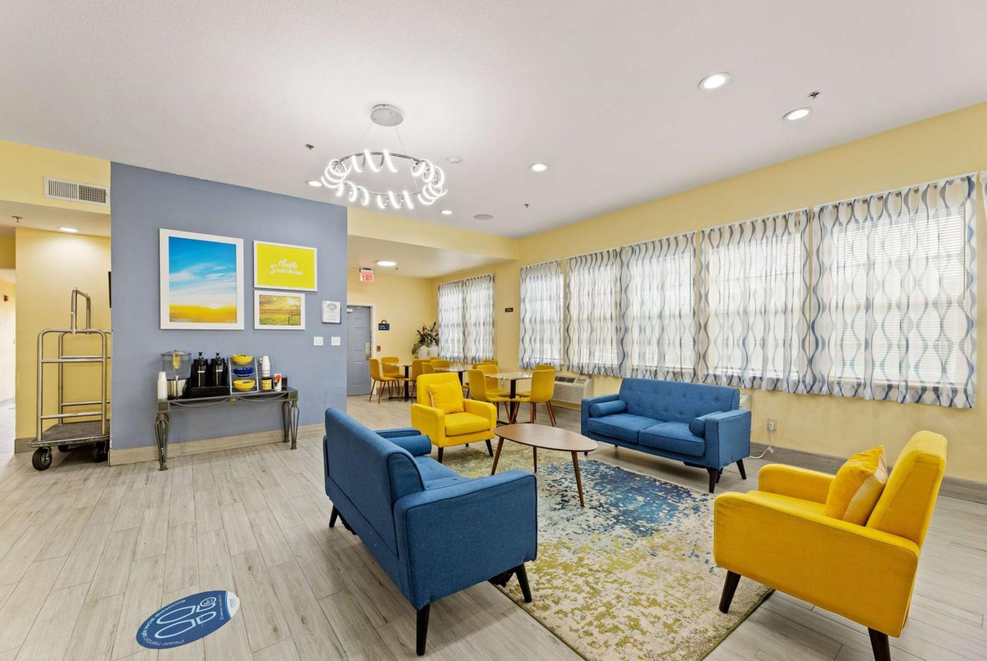 Days Inn & Suites By Wyndham Dfw Airport South-Euless Exteriér fotografie